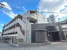 シークロジュマンの外観