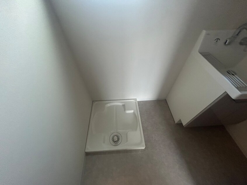 洗濯機置場 ライトベース粟生外院