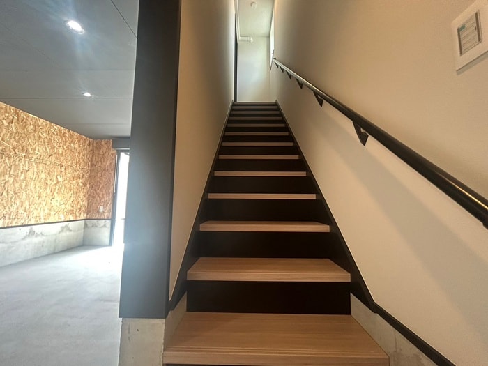 内観写真 ライトベース粟生外院