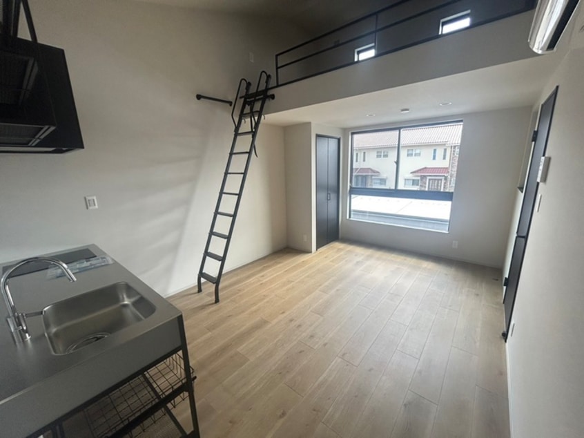 居室 ライトベース粟生外院