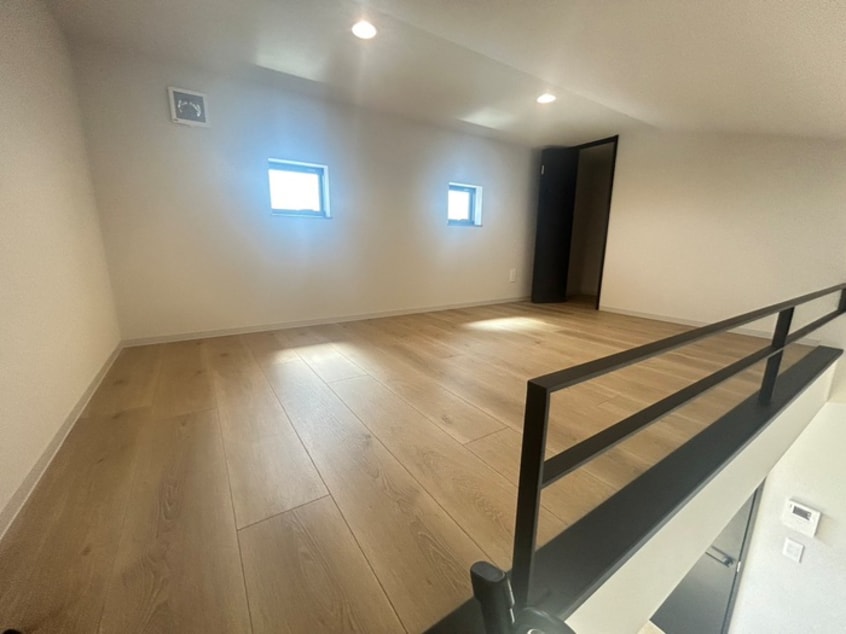 ロフト ライトベース粟生外院