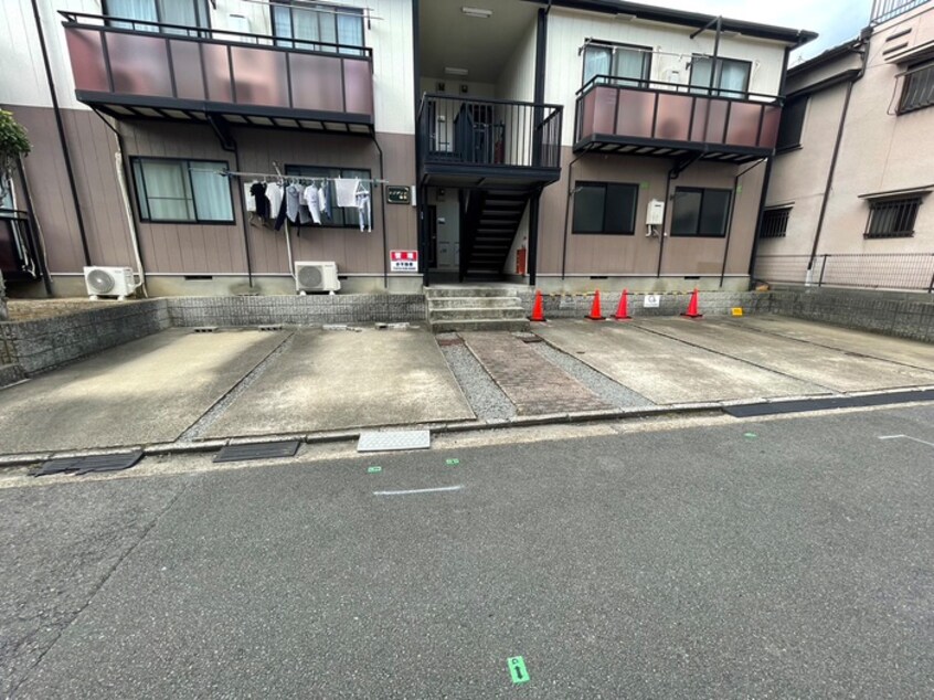 駐車場 ﾚｼﾞﾃﾞﾝｽ楠葉