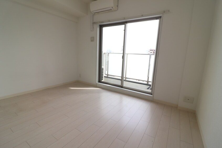 居室 ファーストエフレシア姫里