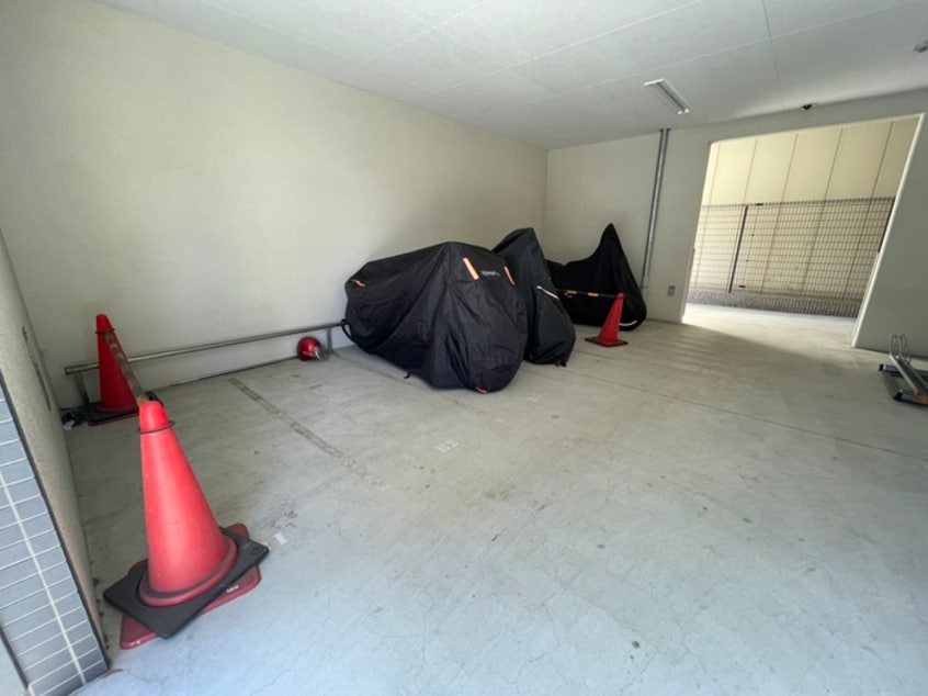 バイク置き場 EC難波WEST-SIDEⅥｸﾞﾗｯﾄﾞ（507）