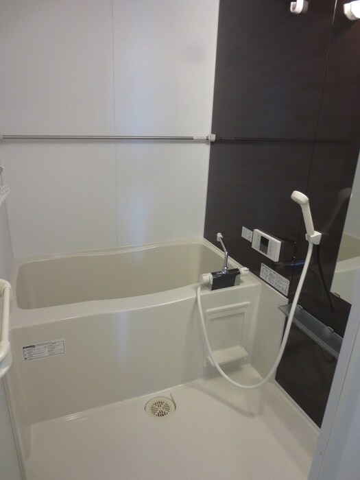 バス／シャワールーム等 パ－クサイドカ－サ