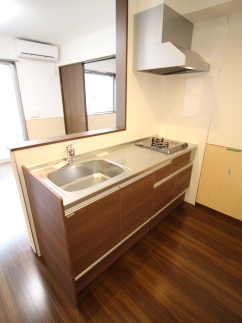 キッチン デュラ・カーサ　ラセーヌ