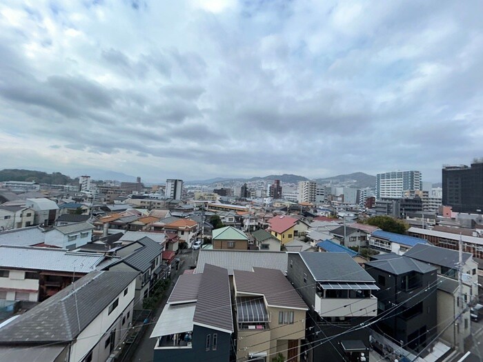 室内からの展望 ONLYONE川西小花苑