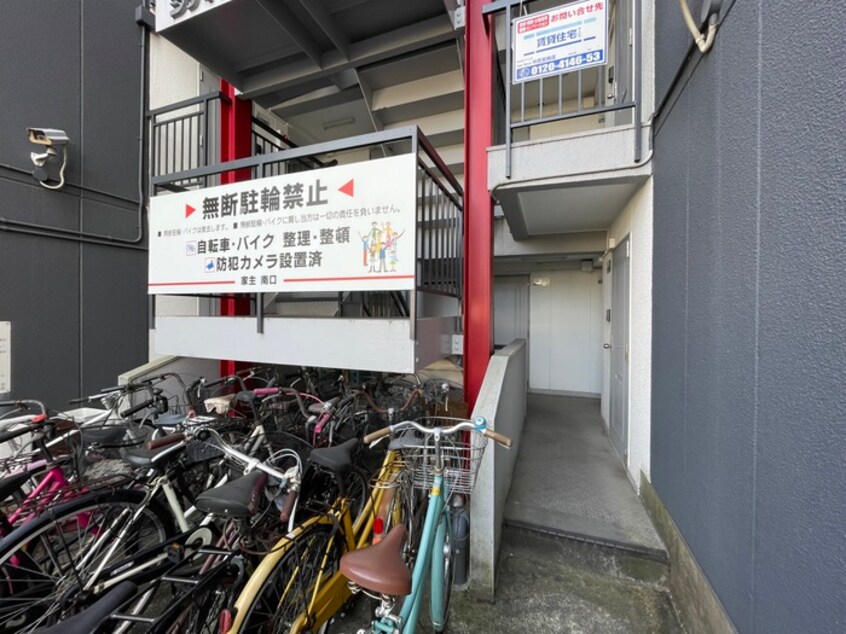 エントランス部分 シティナカモズ