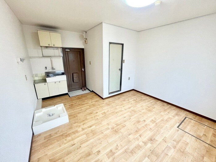 居室 川西ハイツ