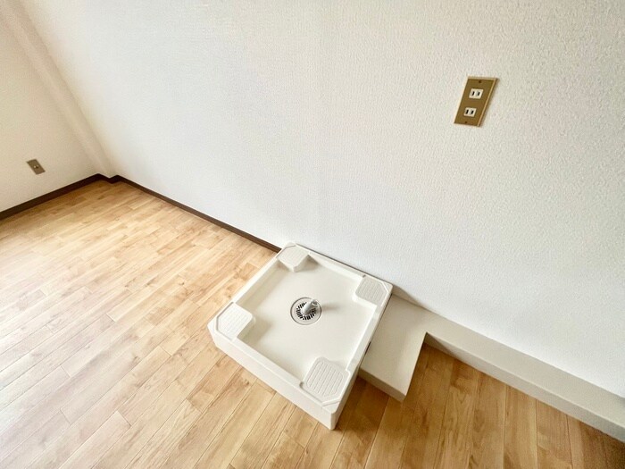 洗濯機置場 川西ハイツ