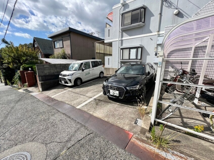 駐車場 クレールメゾン篠原台