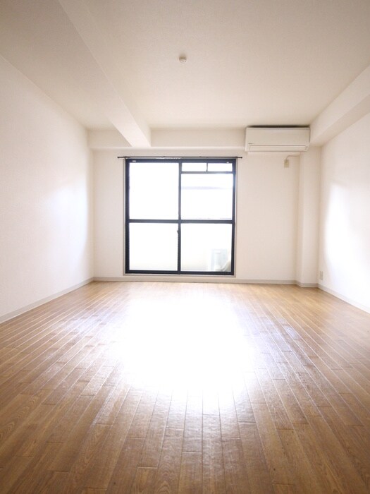 居室 コムズＭＡＹ