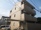 シャルマンフジ貝塚弐番館の外観