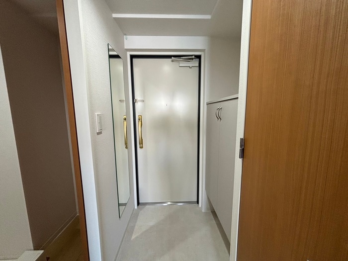 玄関 ONLYONE伊丹千僧