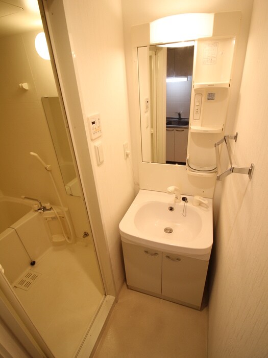 洗面 ﾚｼﾞｭ-ﾙｱｯｼｭ梅田ﾚｼﾞﾃﾞﾝｽ(802)