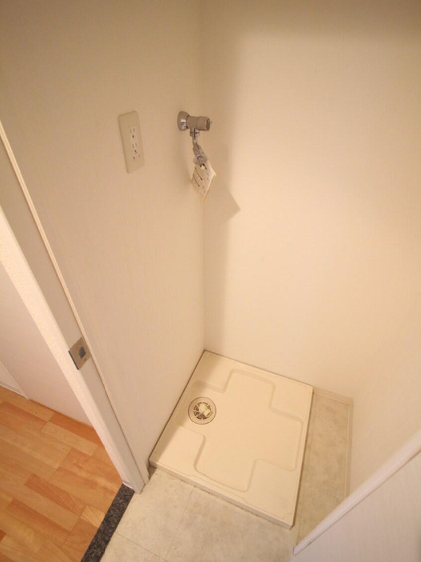 洗濯機置場 ﾚｼﾞｭ-ﾙｱｯｼｭ梅田ﾚｼﾞﾃﾞﾝｽ(802)