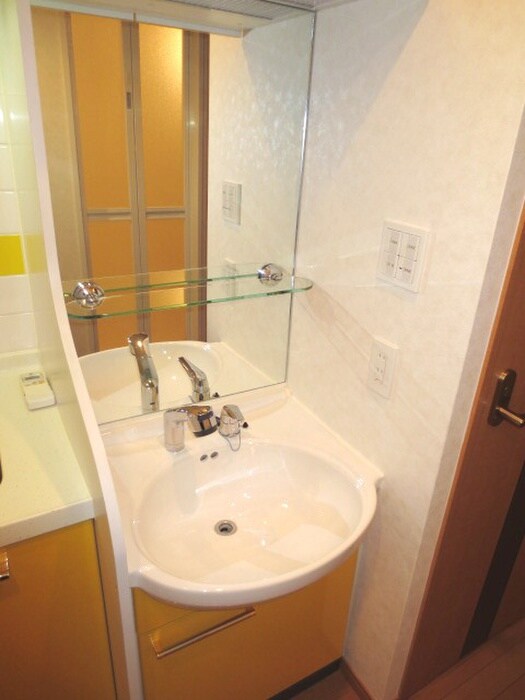 洗面 プレサンス心斎橋モデルノ(705)