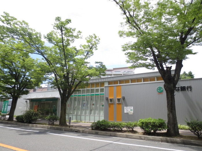 りそな銀行(銀行)まで200m ガレリア香里ヶ丘レジデンス