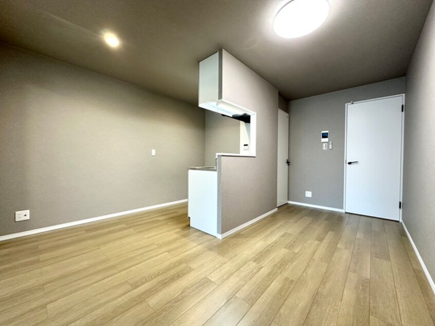 居室 プルミエール椥辻