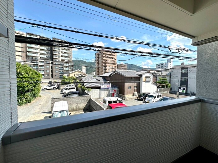 室内からの展望 プルミエール椥辻