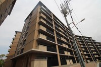 ﾌﾟﾚﾐｽﾄ北千里ｸﾗｯｼｨI棟（704）