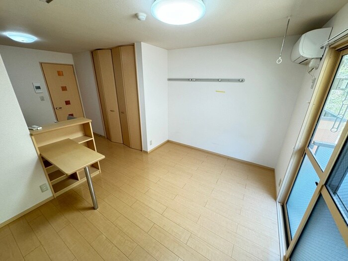 居室 HITOMI DORMITORY