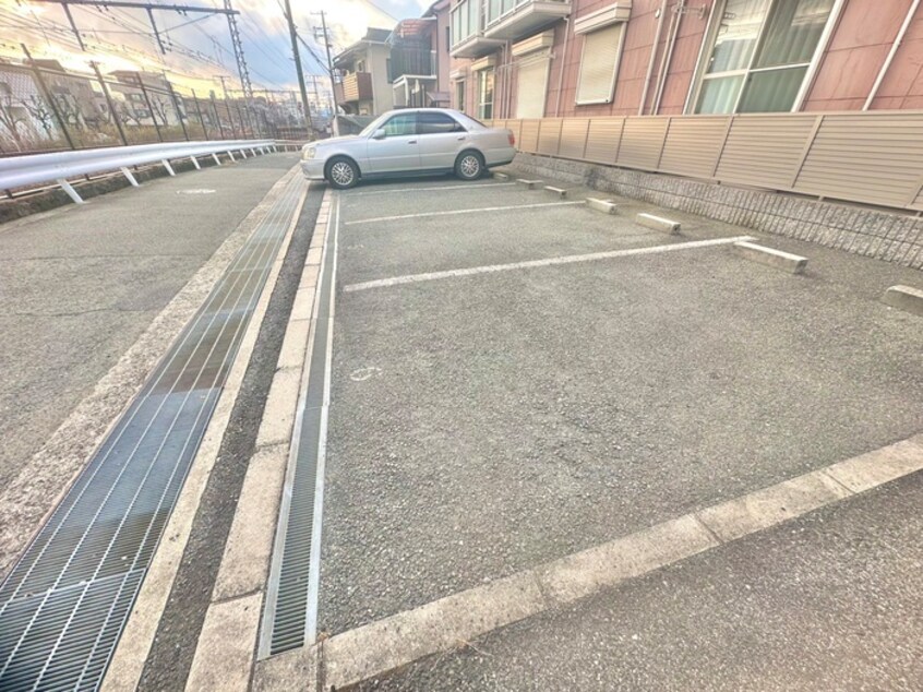 駐車場 ピサ芦屋