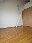 居室 グリ－ンハイツ