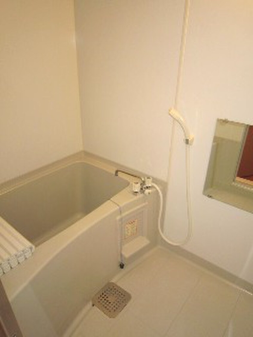 バス／シャワールーム等 グリ－ンハイツ