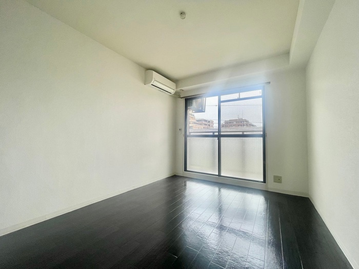 居室 サンウエスト西真上