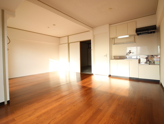 居室 新豊里ハイツ