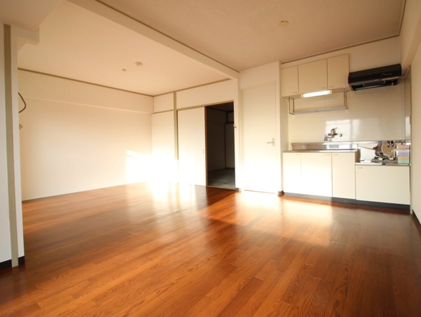 居室 新豊里ハイツ