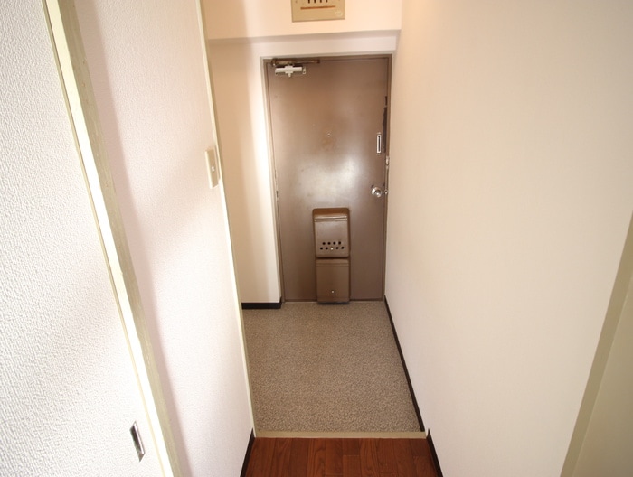 玄関 新豊里ハイツ