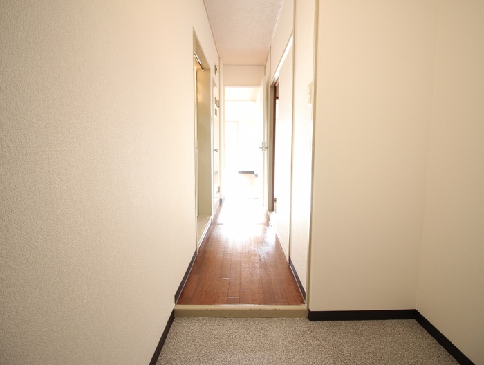 廊下 新豊里ハイツ