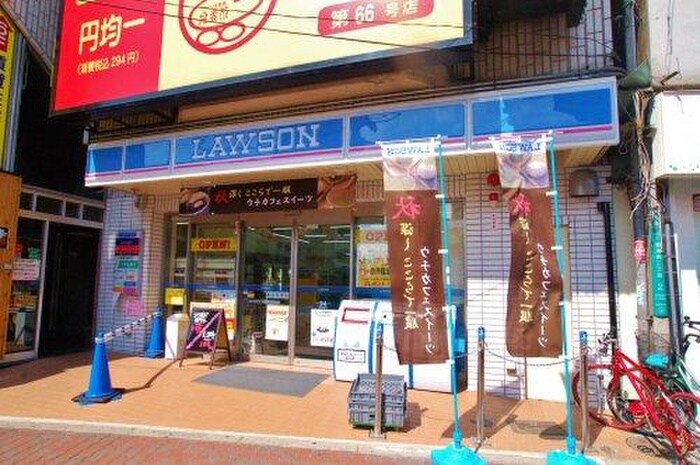 ローソン大国町駅前店(コンビニ)まで300m リッツ難波南Ⅱ