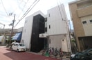 CoLaBo駅前通の外観