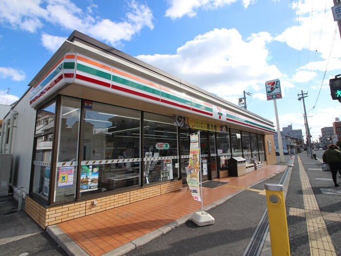 セブン-イレブン 豊中庄内西町２丁目店(コンビニ)まで350m ロゼ幸町　Ｂ棟（301）