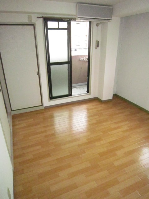 居室 プレアール大日