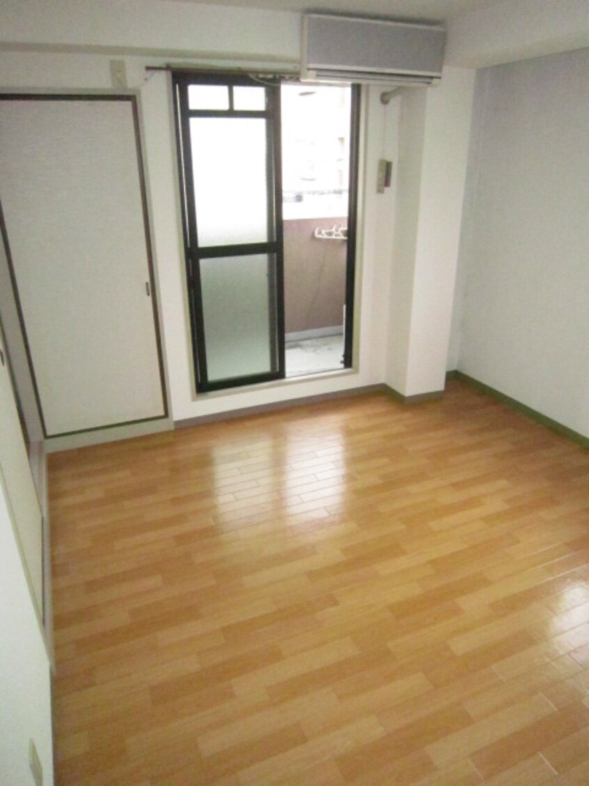 居室 プレアール大日