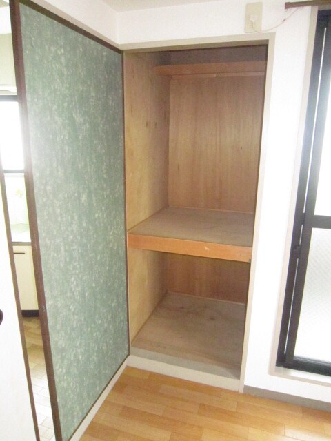 収納 プレアール大日