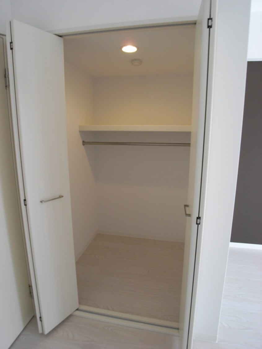 収納 北野エスポワコリン