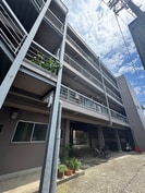 黒岡マンションの外観