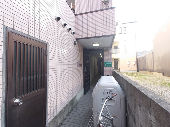 エントランス部分 ハイツ松原