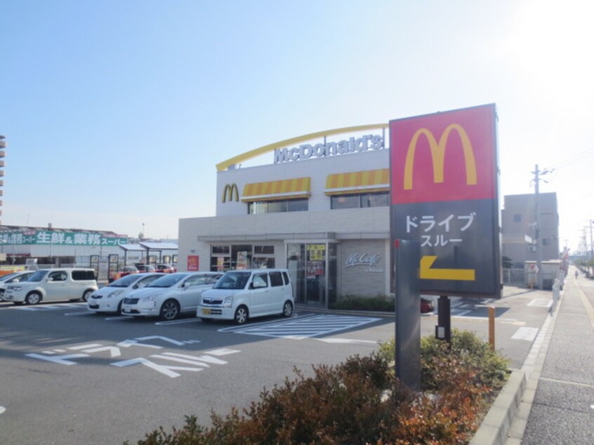 マクドナルド(その他飲食（ファミレスなど）)まで450m サンハイツ