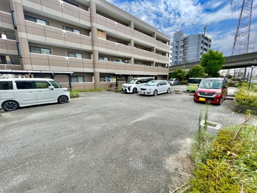 駐車場 サンプラザ西野Ⅰ