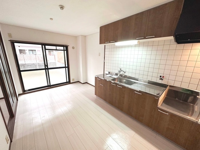 居室 サンプラザ西野Ⅱ