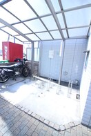 駐輪場 メゾンリリーベル