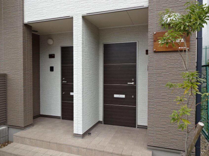 エントランス部分 フローラ住吉