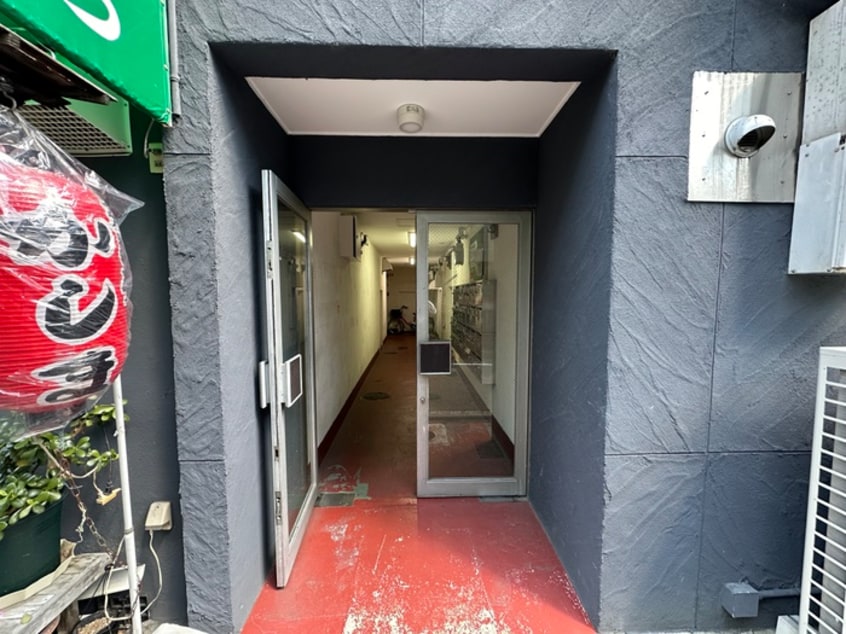 エントランス部分 王子ビル