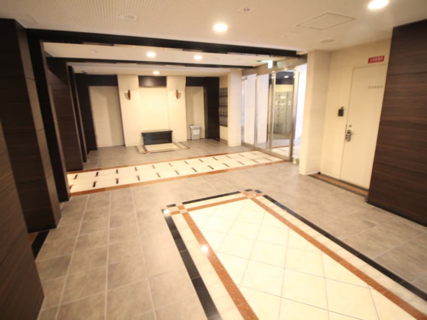 エントランス部分 プレサンス梅田ＥＡＳＴ(401)